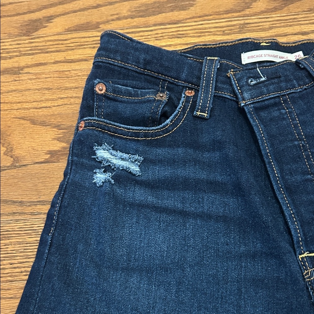 Levi's Jeans Women’s 26 Dark Blue RibCage Straight Leg Distressed - Picture 8 of 11